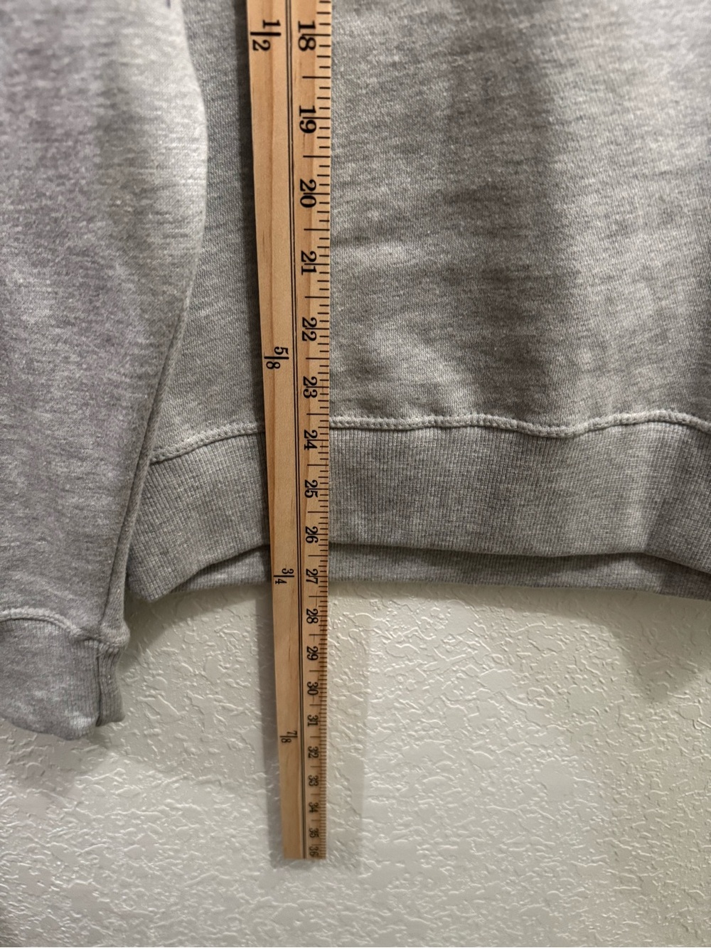 Champion Authentic Athleticwear Classic Script Crewneck Sweatshirt S NWT - Picture 7 of 8